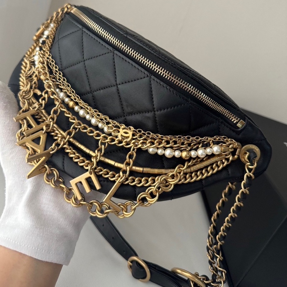 ‼️SOLD‼️Chanel all about chains belt bag